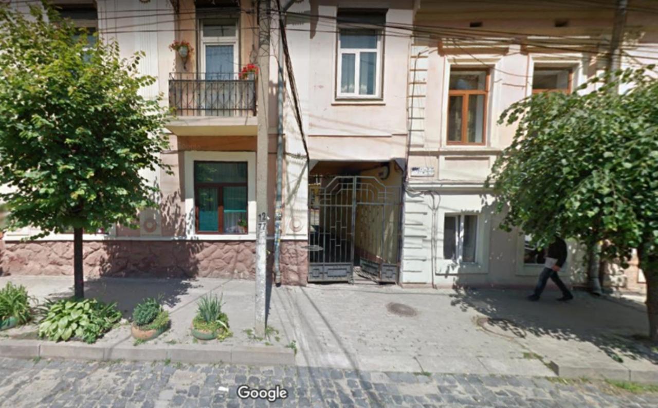 Apartment In The Historical City Center Cernăuți Exterior foto